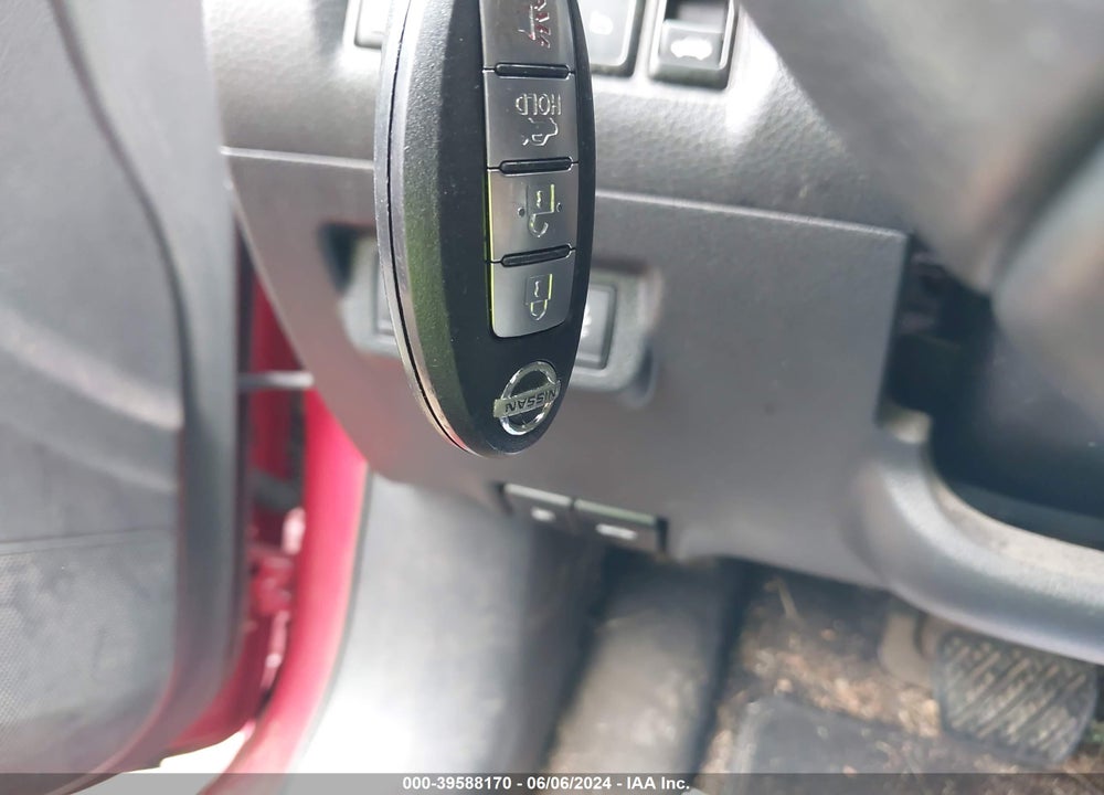 2016 NISSAN SENTRA SR VIN: 3N1AB7AP3GY268532