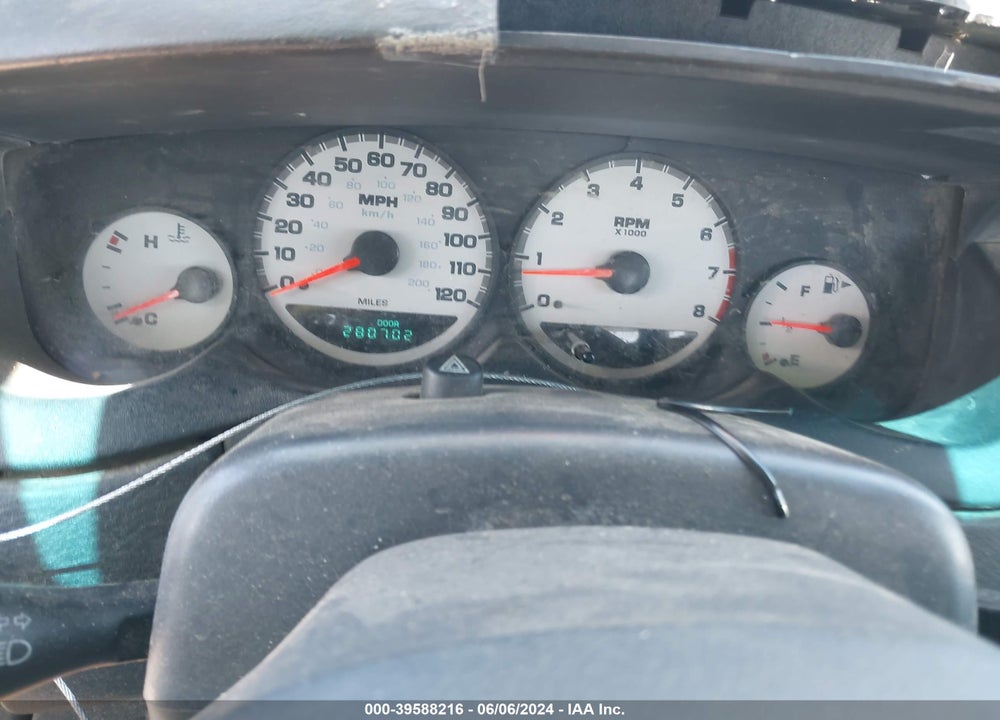 2005 DODGE NEON SXT VIN: 1B3ES56C85D285871