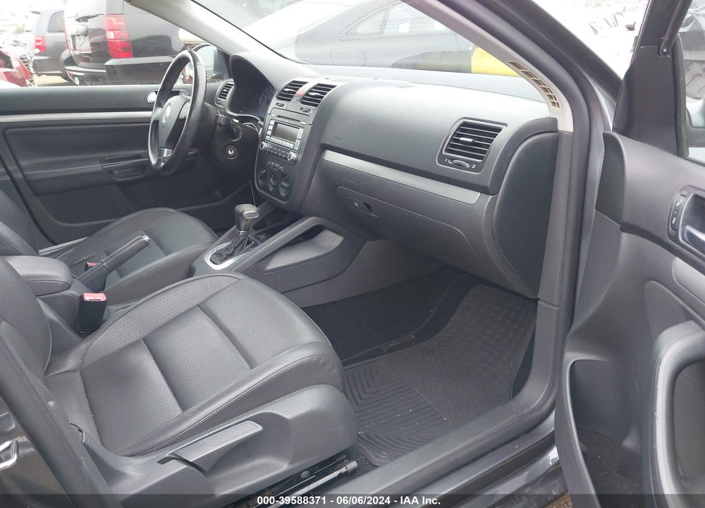 2008 VOLKSWAGEN JETTA SE VIN: 3VWRZ71K18M124581