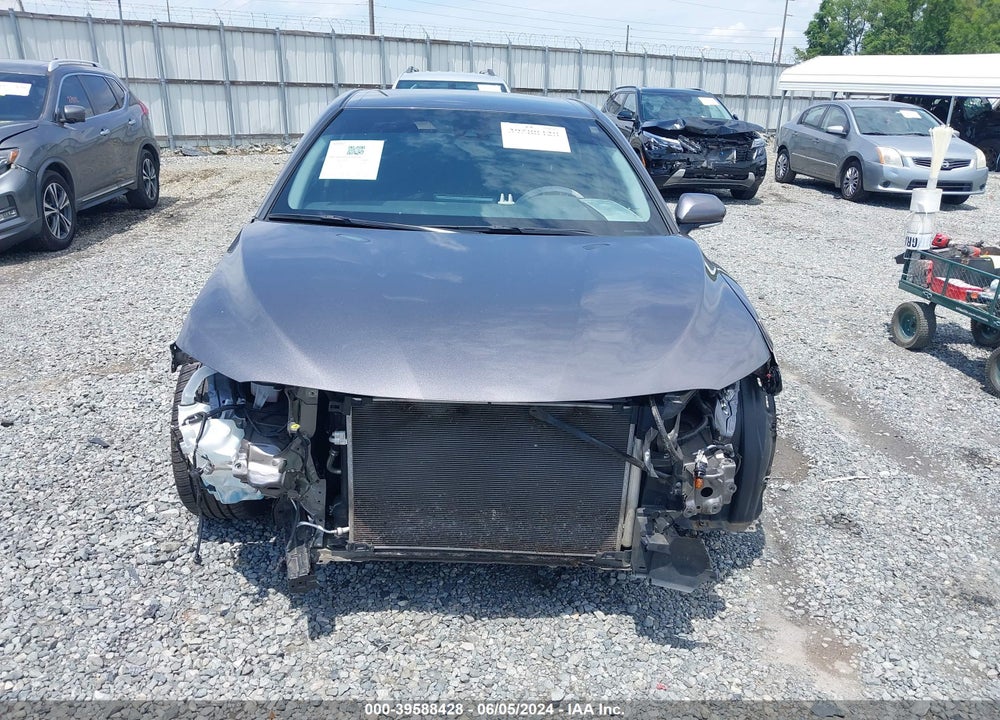 2021 TOYOTA CAMRY LE VIN: 4T1R11AK6MU498371
