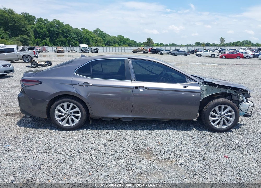 2021 TOYOTA CAMRY LE VIN: 4T1R11AK6MU498371