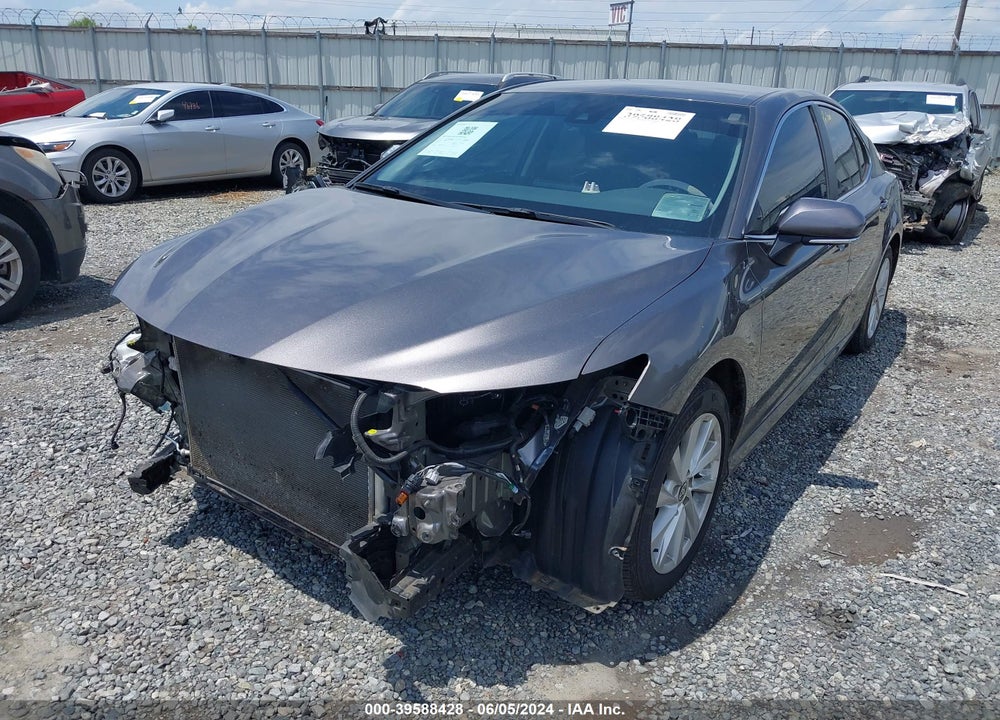 2021 TOYOTA CAMRY LE VIN: 4T1R11AK6MU498371