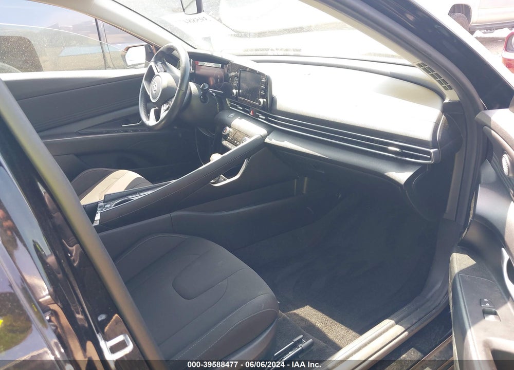 2021 HYUNDAI ELANTRA SEL VIN: KMHLN4AG2MU120023