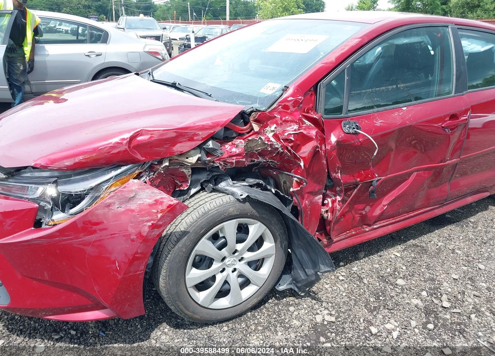 2022 TOYOTA COROLLA LE VIN: 5YFEPMAE4NP290548