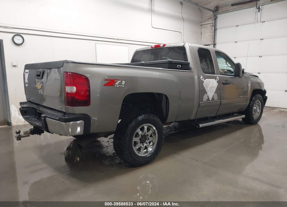 2009 CHEVROLET SILVERADO 2500HD LT VIN: 1GCHK59K79E156583