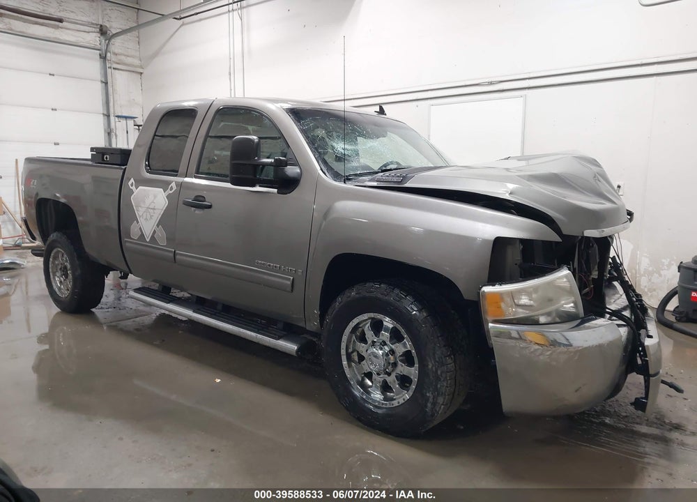 2009 CHEVROLET SILVERADO 2500HD LT VIN: 1GCHK59K79E156583