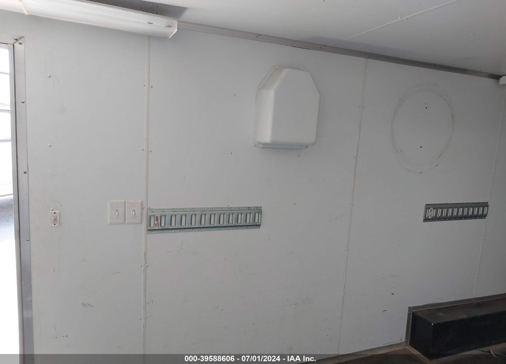 2015 FOREST RIVER TRAVEL TRAILER VIN: 5NHUAPD21FY023202