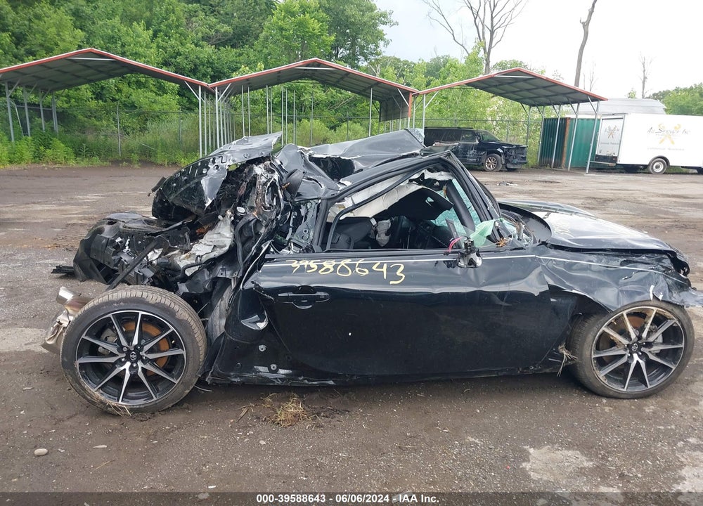 2023 TOYOTA GR86 VIN: JF1ZNBB16P9760262