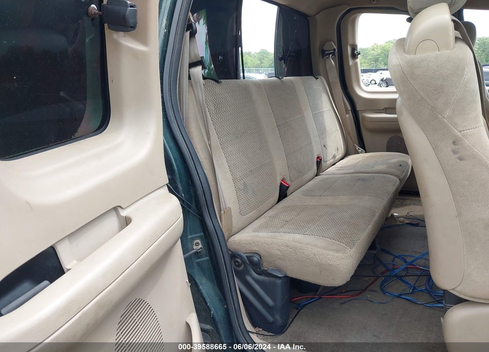 2002 FORD F-150 LARIAT/XL/XLT VIN: 1FTRX18L12NA02191