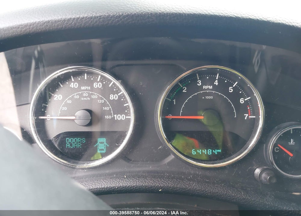 2018 JEEP WRANGLER JK UNLIMITED SPORT S 4X4 VIN: 1C4BJWDG0JL858942