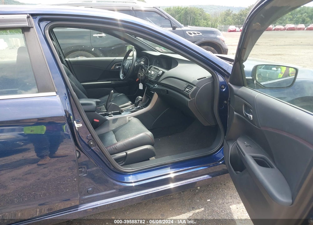 2017 HONDA ACCORD SPORT SE VIN: 1HGCR2F13HA146592