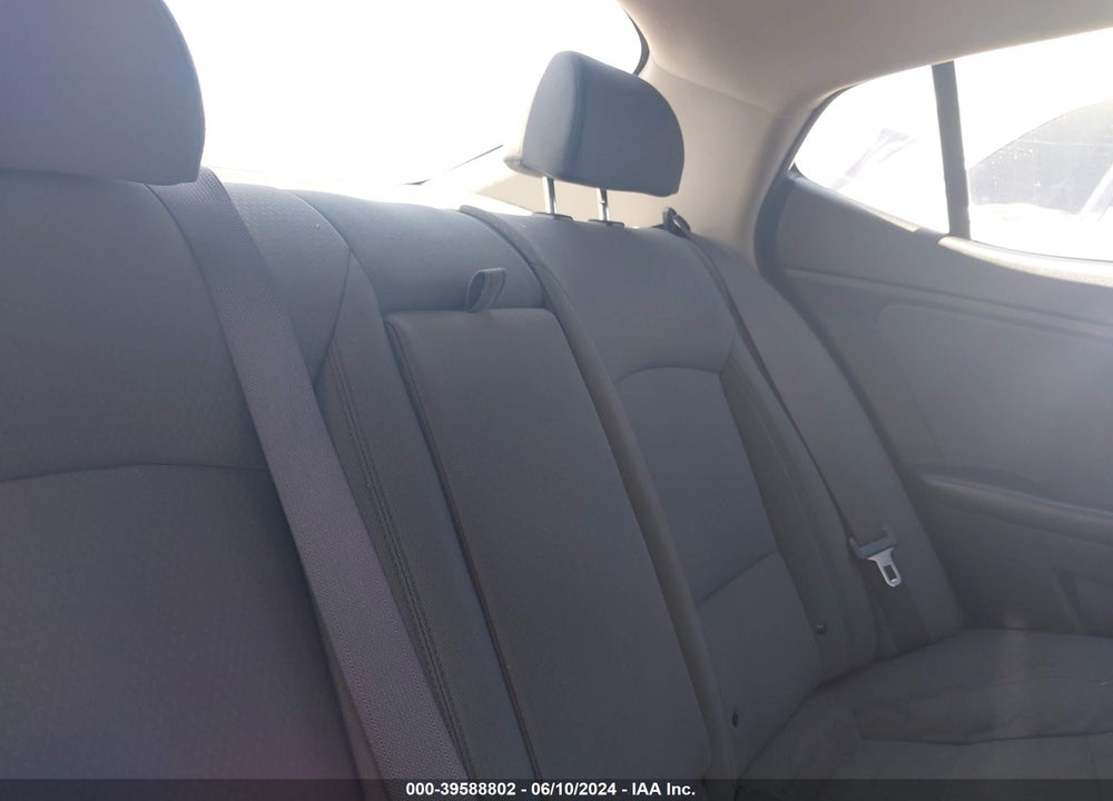 2015 KIA OPTIMA LX VIN: KNAGM4A74F5631347