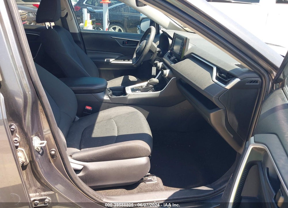 2019 TOYOTA RAV4 LE VIN: 2T3H1RFVXKC022109