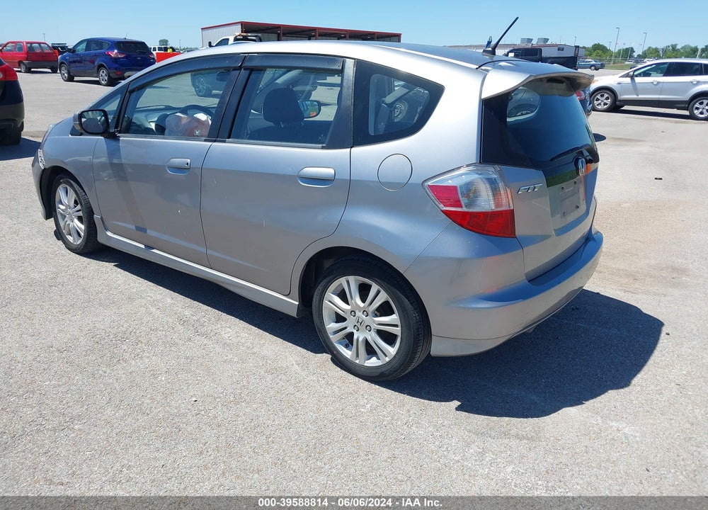 2010 HONDA FIT SPORT VIN: JHMGE8H48AC013924