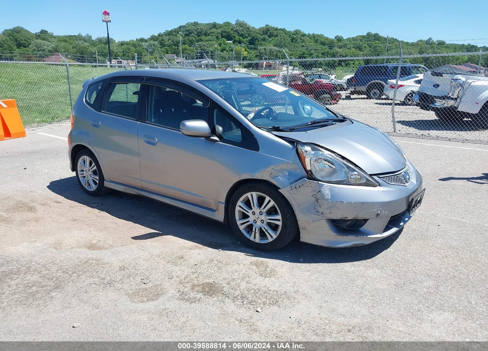 2010 HONDA FIT SPORT VIN: JHMGE8H48AC013924