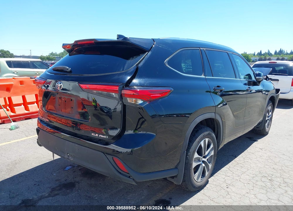 2020 TOYOTA HIGHLANDER XLE VIN: 5TDHZRBH5LS517764