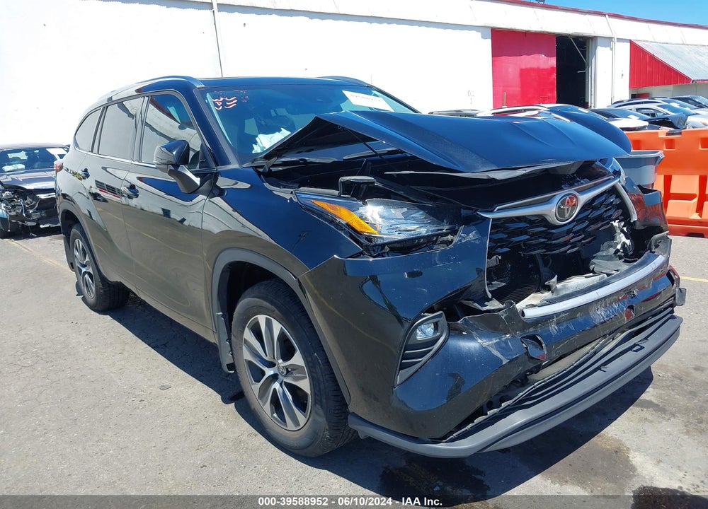 2020 TOYOTA HIGHLANDER XLE VIN: 5TDHZRBH5LS517764