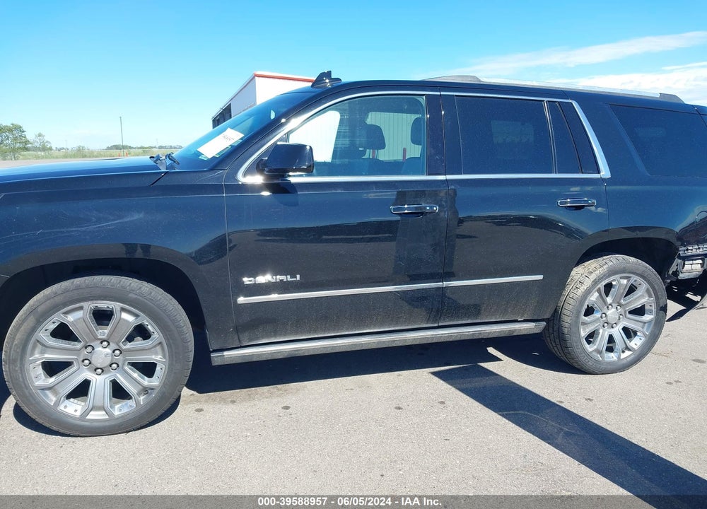 2015 GMC YUKON DENALI VIN: 1GKS2CKJ0FR678735