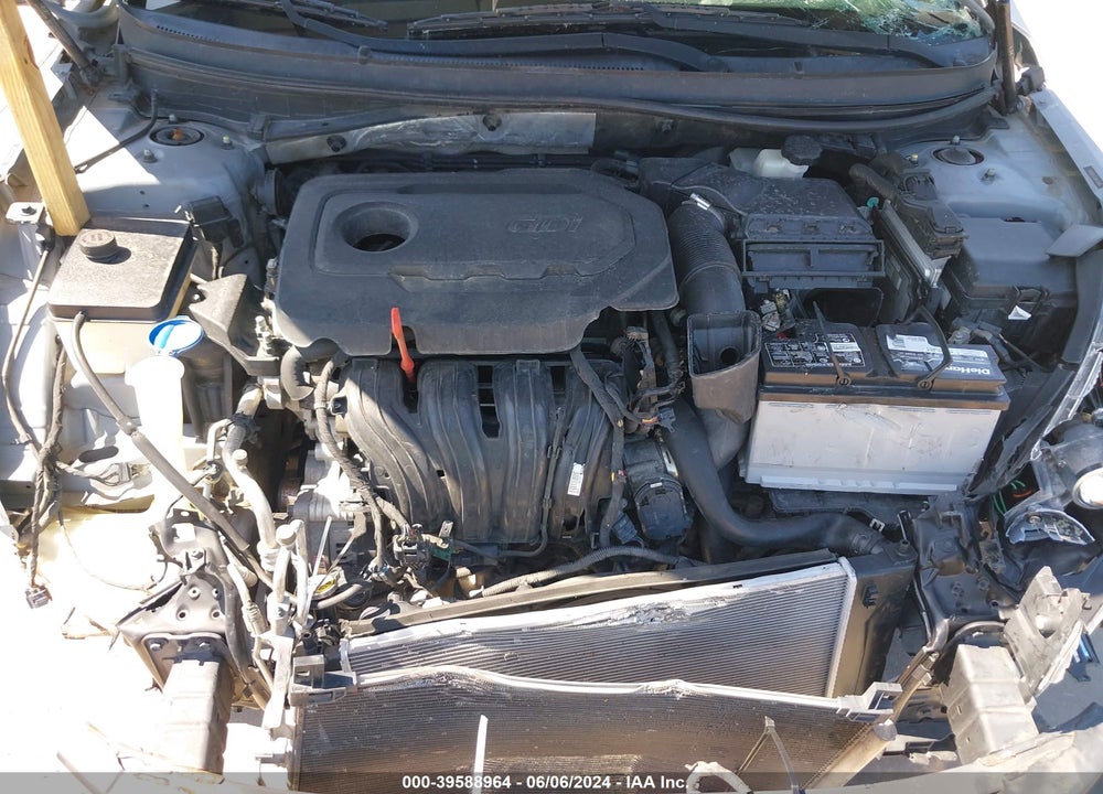 2015 HYUNDAI SONATA SE VIN: 5NPE24AF1FH186976