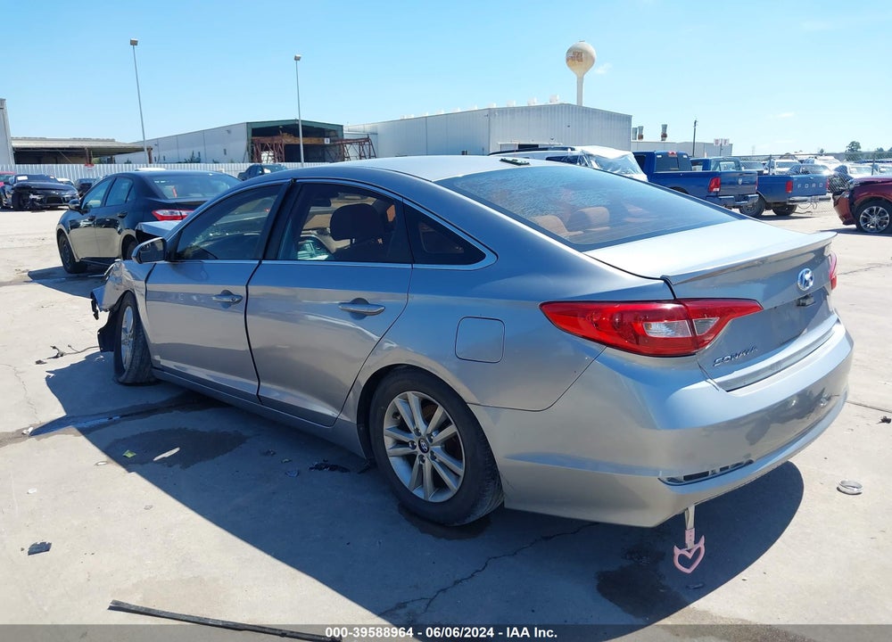 2015 HYUNDAI SONATA SE VIN: 5NPE24AF1FH186976