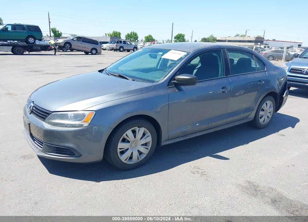 2013 VOLKSWAGEN JETTA 2.0L S VIN: 3VW2K7AJ2DM212370