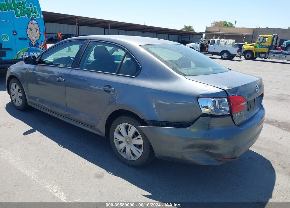 2013 VOLKSWAGEN JETTA 2.0L S VIN: 3VW2K7AJ2DM212370