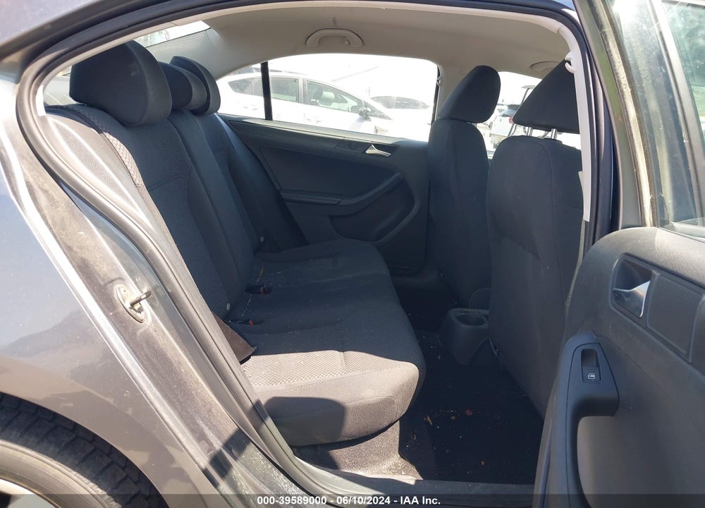 2013 VOLKSWAGEN JETTA 2.0L S VIN: 3VW2K7AJ2DM212370