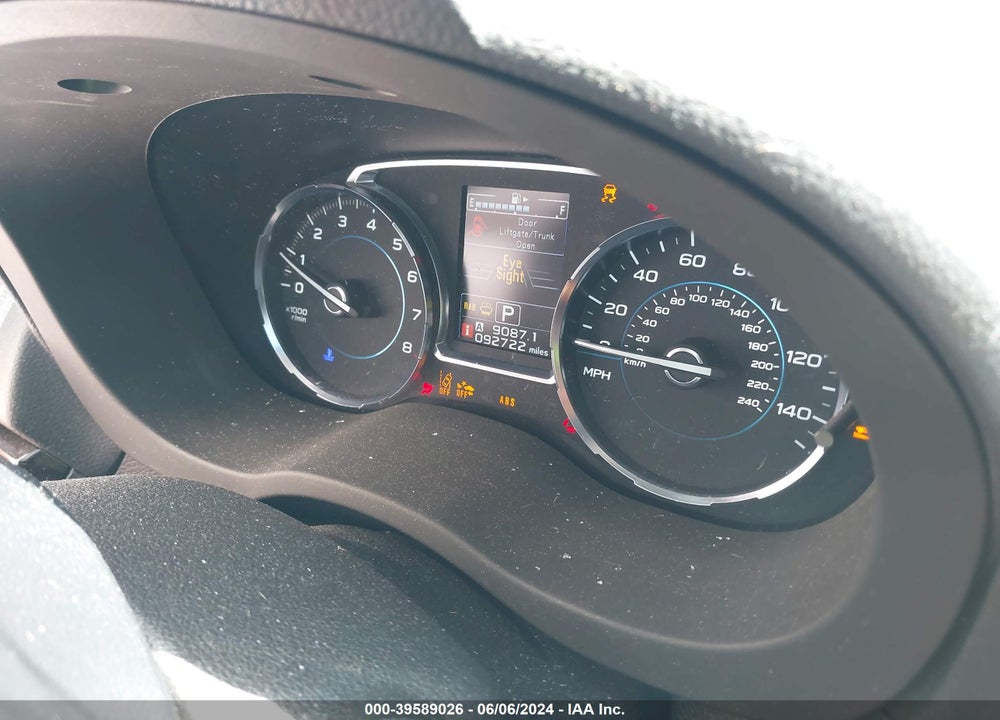 2018 SUBARU FORESTER 2.5I TOURING VIN: JF2SJAWC8JH490771