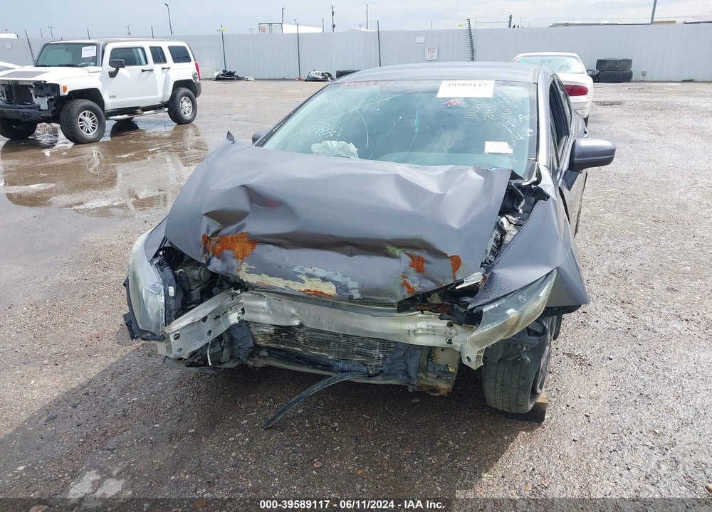 2014 HONDA CIVIC LX VIN: 19XFB2F58EE031532