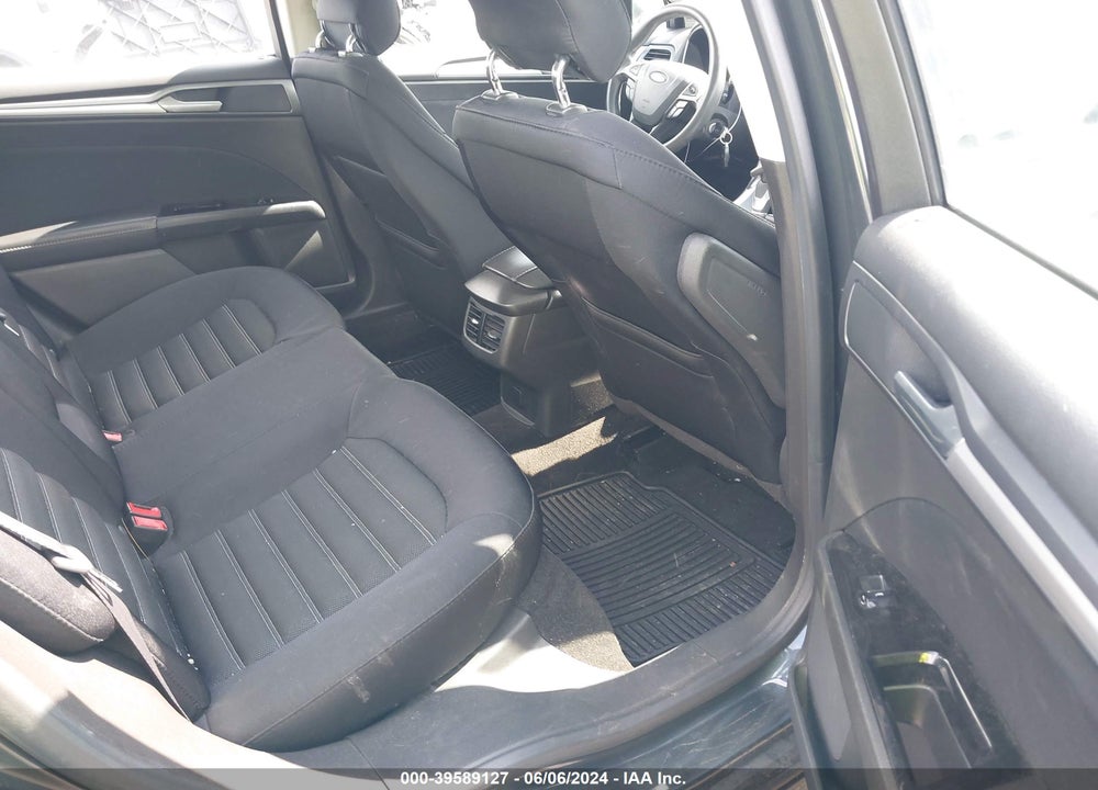 2015 FORD FUSION SE VIN: 3FA6P0HDXFR108654