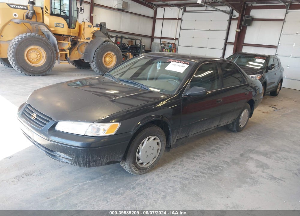 1998 TOYOTA CAMRY LE VIN: 4T1BG22K8WU325992