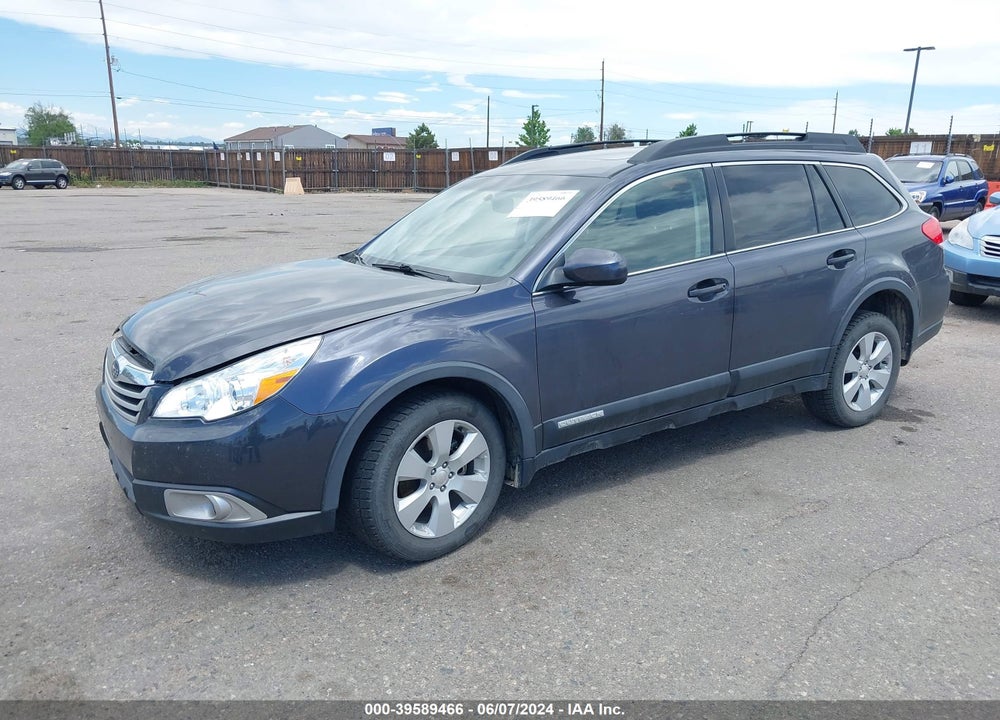2010 SUBARU OUTBACK 2.5I PREMIUM VIN: 4S4BRCHC4A3327138