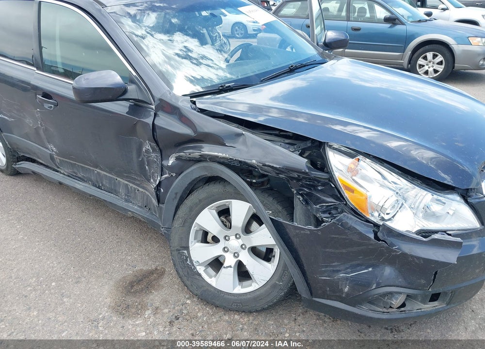 2010 SUBARU OUTBACK 2.5I PREMIUM VIN: 4S4BRCHC4A3327138