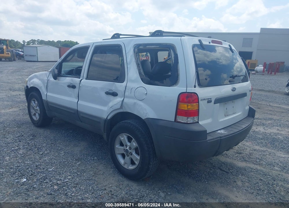 2005 FORD ESCAPE XLT VIN: 1FMYU03155KC45329