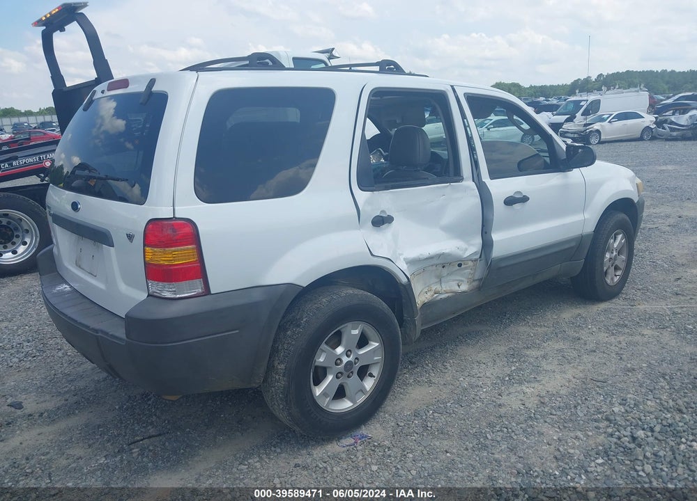 2005 FORD ESCAPE XLT VIN: 1FMYU03155KC45329