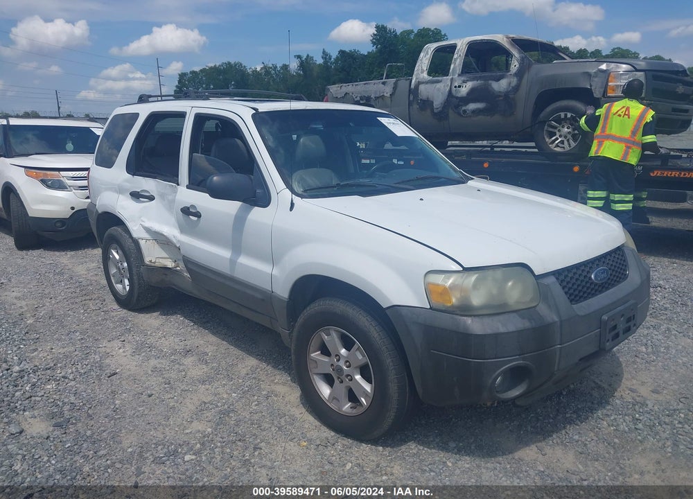 2005 FORD ESCAPE XLT VIN: 1FMYU03155KC45329