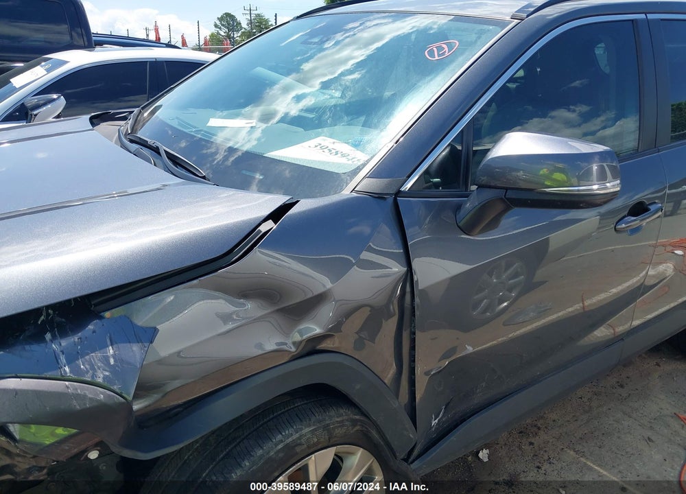 2022 TOYOTA RAV4 XLE PREMIUM VIN: 2T3C1RFV9NC176860