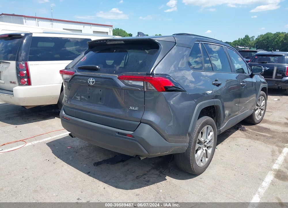2022 TOYOTA RAV4 XLE PREMIUM VIN: 2T3C1RFV9NC176860