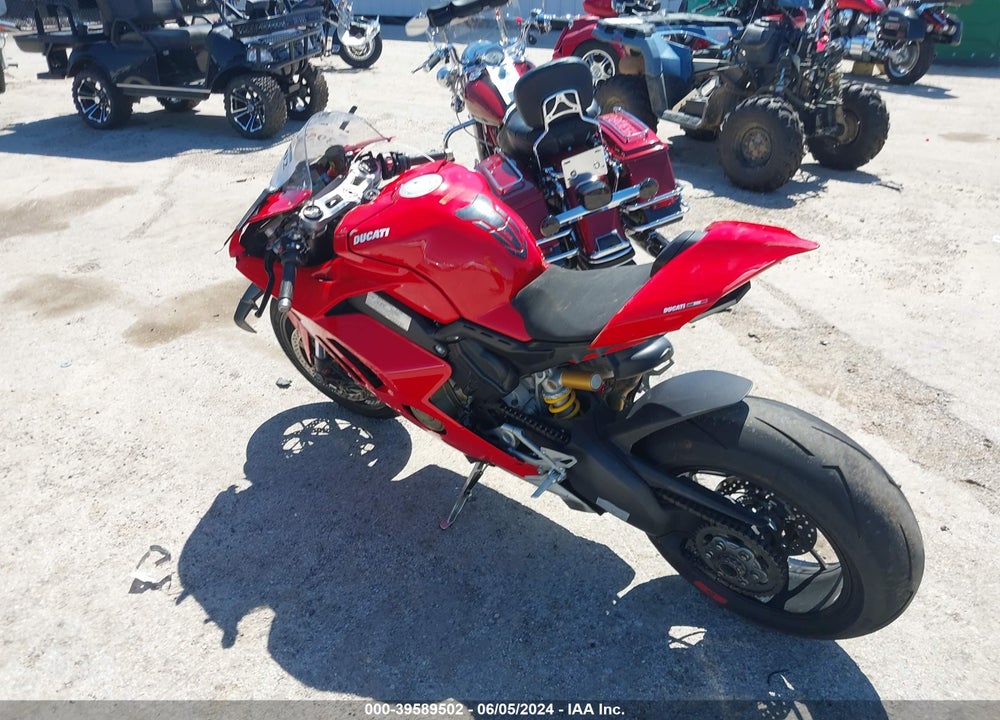 2021 DUCATI PANIGALE V4/V4S/V4S SPECIALE VIN: ZDMDAGNW9MB015258