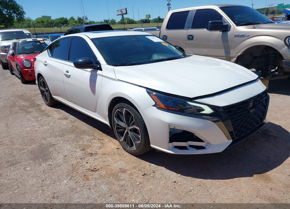 2024 NISSAN ALTIMA SR FWD VIN: 1N4BL4CV2RN315564