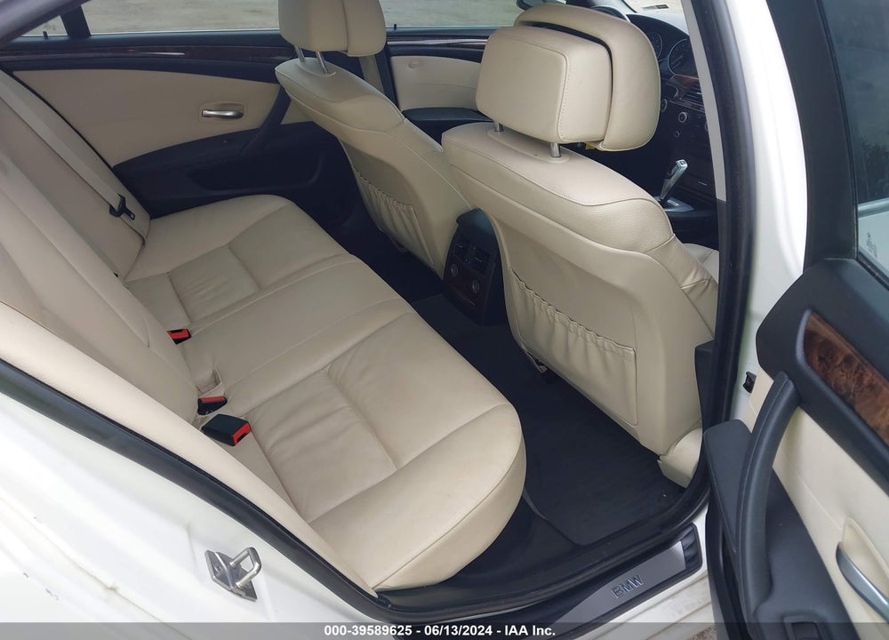 2010 BMW 528I XDRIVE VIN: WBANV1C53AC389301