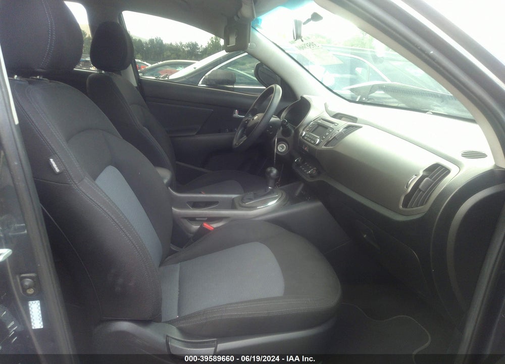 2014 KIA SPORTAGE LX VIN: KNDPB3AC8E7555411
