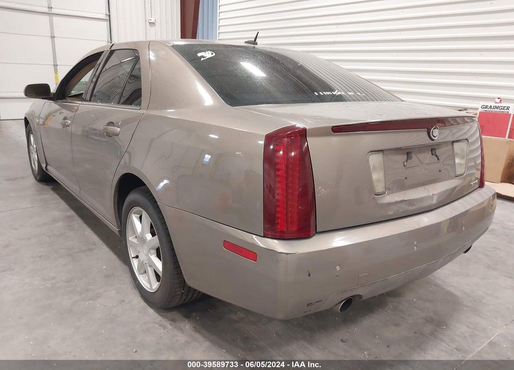 2006 CADILLAC STS V6 VIN: 1G6DW677460111183