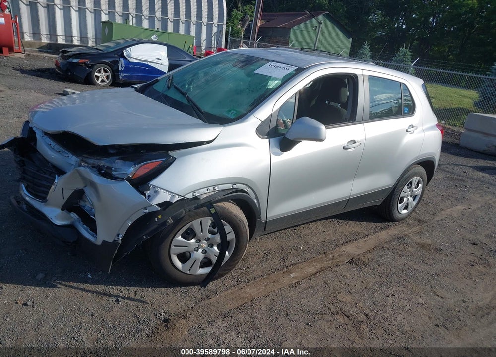 2018 CHEVROLET TRAX LS VIN: KL7CJKSB0JB607457
