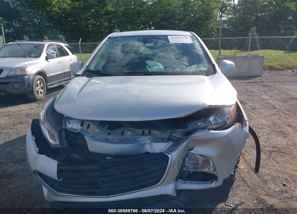 2018 CHEVROLET TRAX LS VIN: KL7CJKSB0JB607457