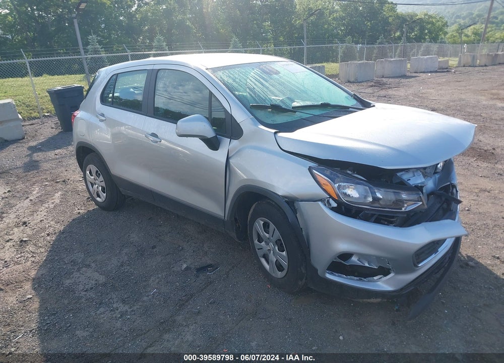 2018 CHEVROLET TRAX LS VIN: KL7CJKSB0JB607457