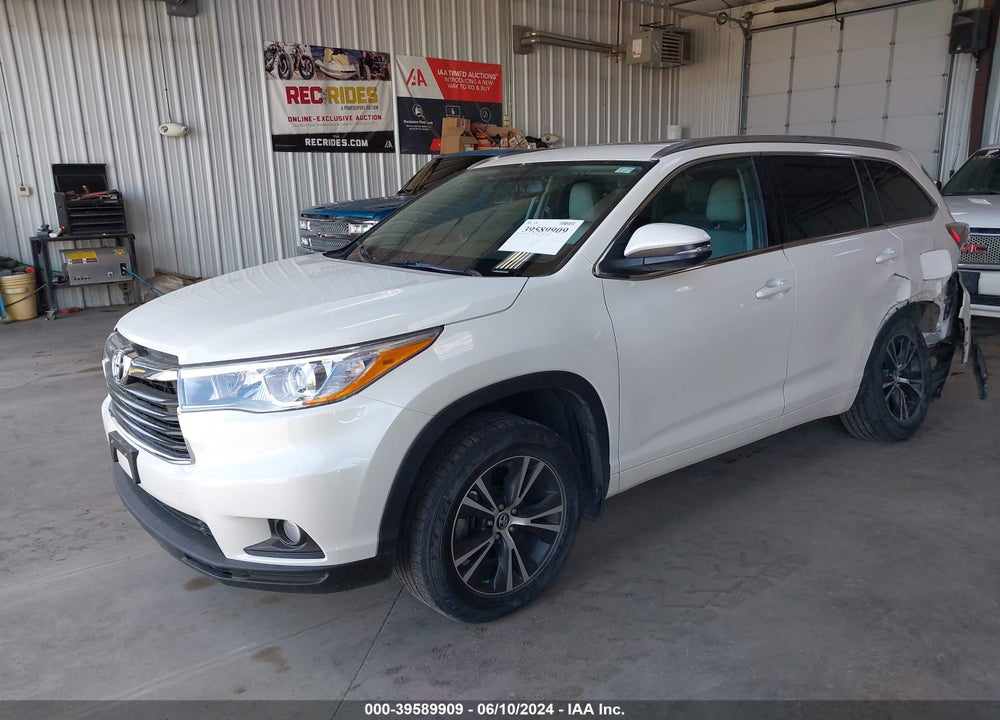 2016 TOYOTA HIGHLANDER XLE V6 VIN: 5TDJKRFH9GS303950