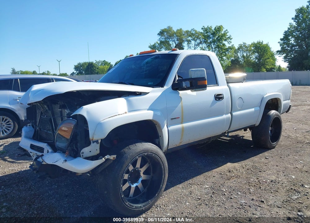 2003 GMC SIERRA 2500HD SLE VIN: 1GTHK24113E371798
