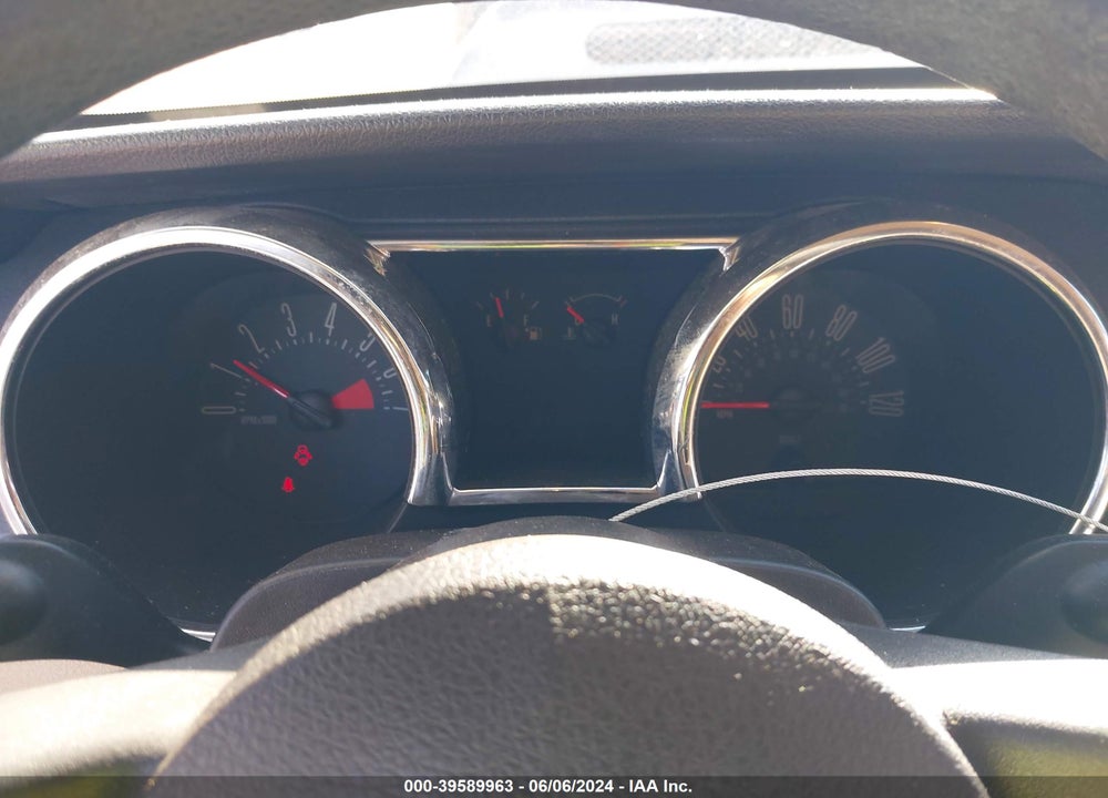 2005 FORD MUSTANG V6 DELUXE/V6 PREMIUM VIN: 1ZVFT80N055244203