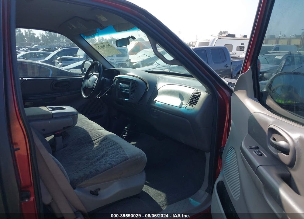 1999 FORD F-150 LARIAT/XL/XLT VIN: 1FTRX18L2XKA78835